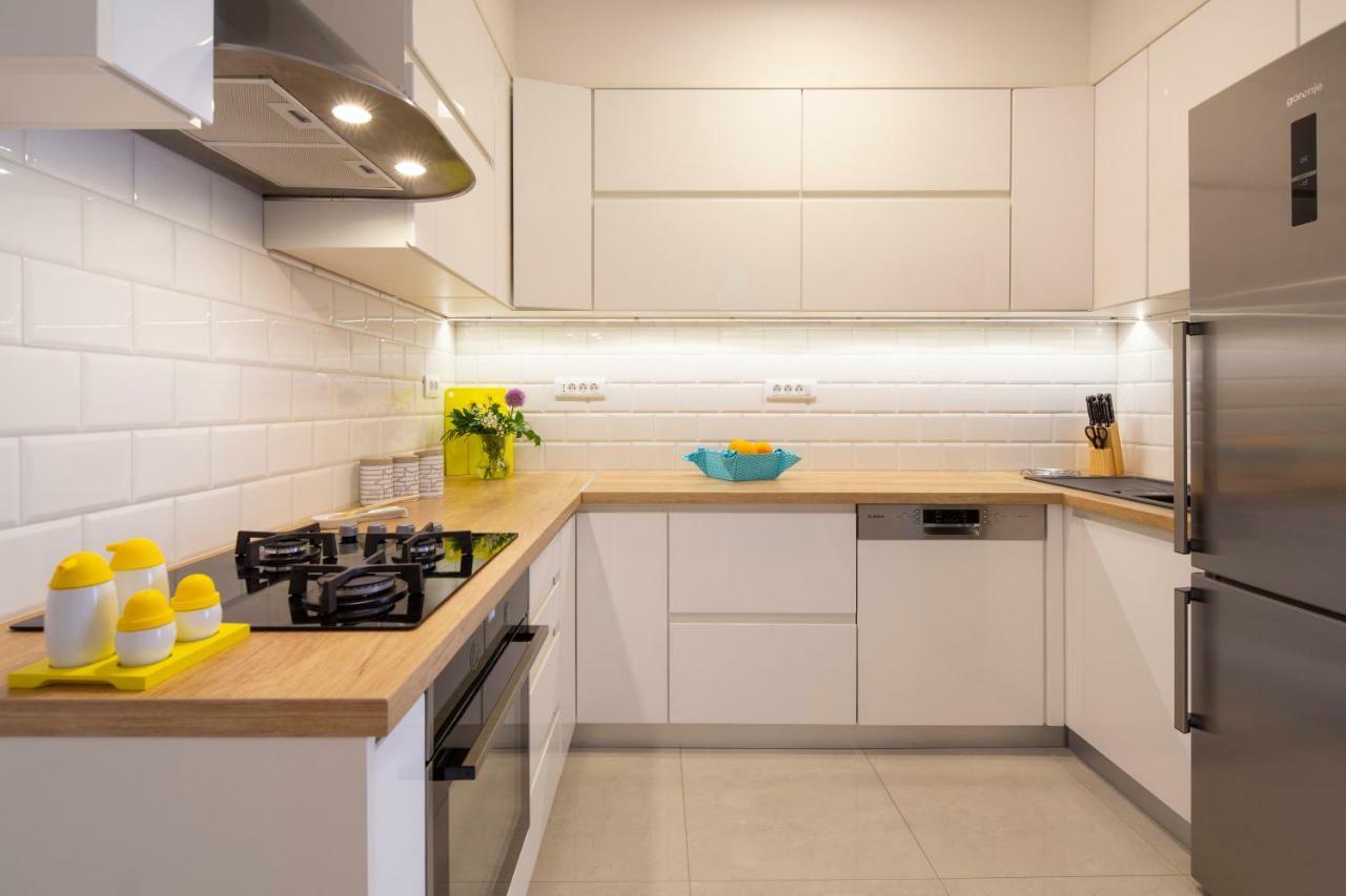 Apartman Pjero 3+2 มาคาร์สกา ภายนอก รูปภาพ