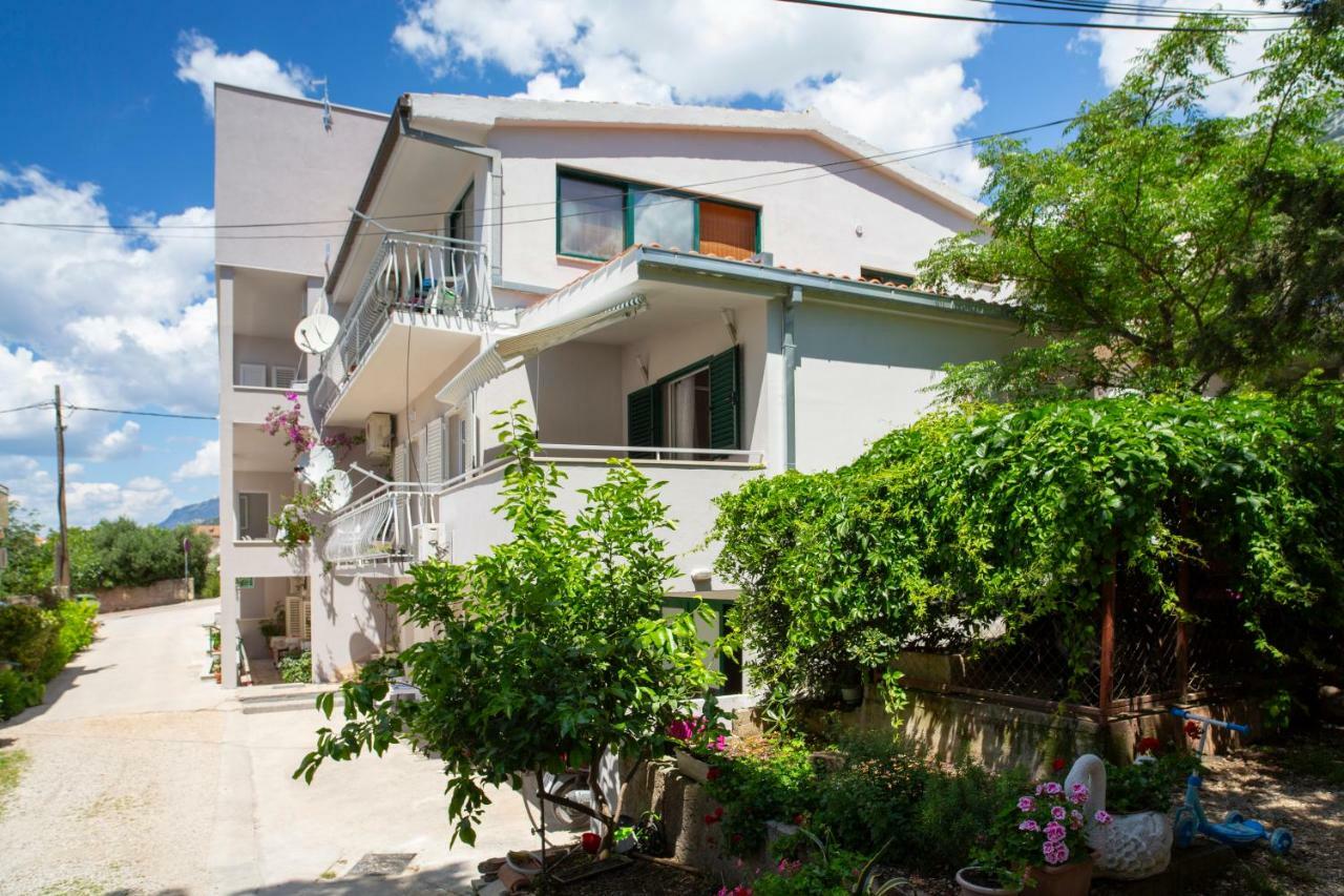 Apartman Pjero 3+2 มาคาร์สกา ภายนอก รูปภาพ